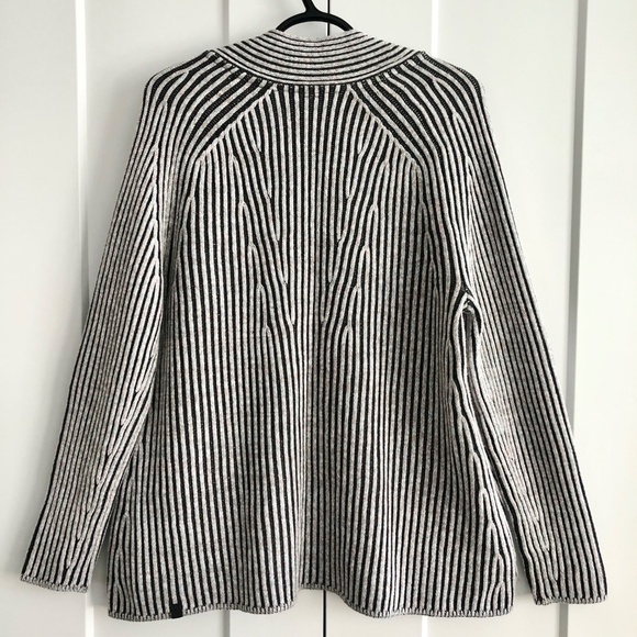 Lululemon, Cotton, Cashmere, Wool, Blend, Sweater, Wrap, Size 4, Nice Condition - Picture 2 of 14